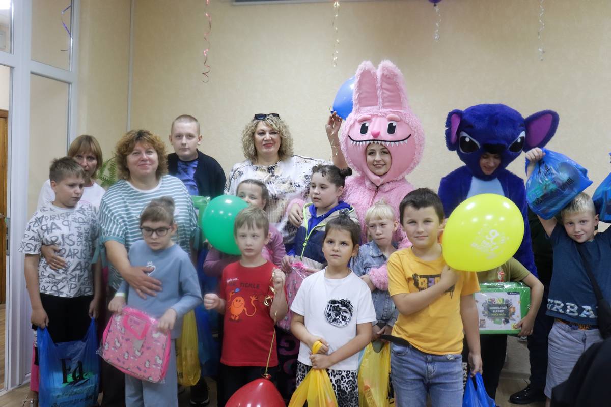 «Стич и Лабубу»